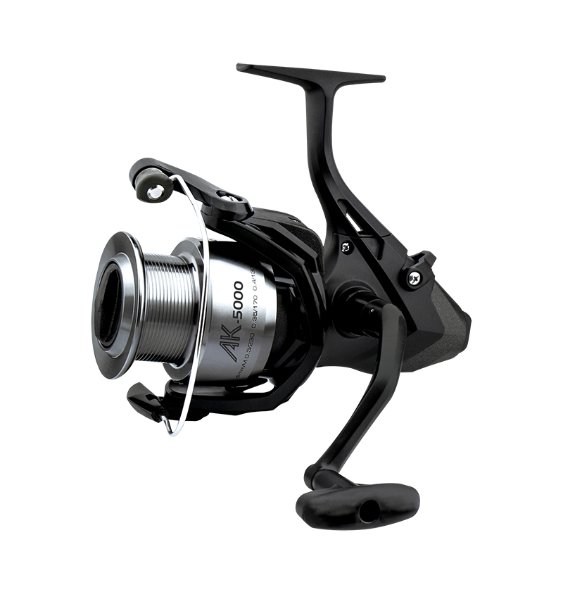 Okuma AK Baitfeeder  6000BF  1+1 BB incl. Graphite Spare Spool & Mono