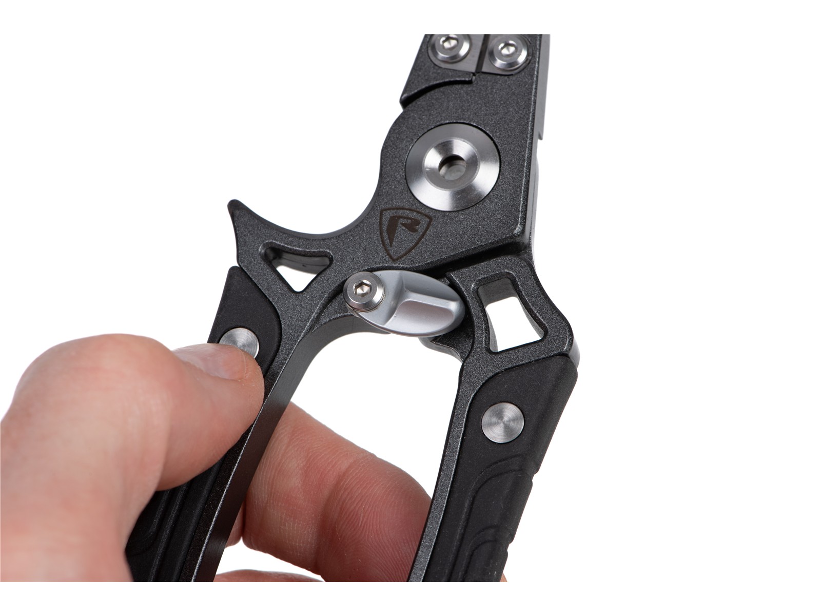 Fox Rage 7.25in Belt Pliers Fox Rage 7.25in Belt Pliers