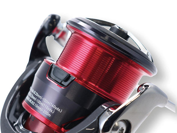 Daiwa 20 Fuego LT 4000-CP